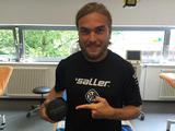 Mika Ojala mit seinem Rckentrainer CovemoCrossfit