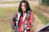 ANTONJA enthüllt ihre neueste Rock-Single "SHADOW FIGHT"