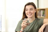 Positiv: Kinder und Jugendliche trinken täglich mehr Wasser, vor allem auch Leitungswasser.